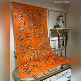 Длинные шарфы из кашемира в отдельном отделе. 【Длинный шарф в сти