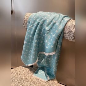 Louis Vuitton и японская художница-авангардистка Яюми Кусама внов