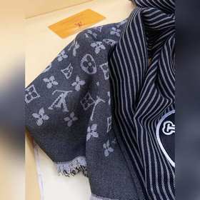 【Новая популярная модель в магазине LV. Очень красивая... Простая