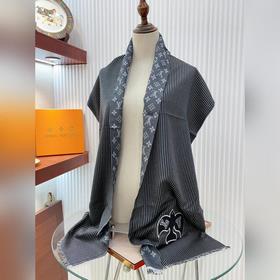 【Новая популярная модель в магазине LV. Очень красивая... Простая