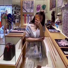 Новый цвет LV Rainbow (фотография может отличаться от реальности)
