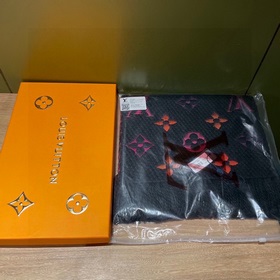 Новый цвет LV Rainbow (фотография может отличаться от реальности)