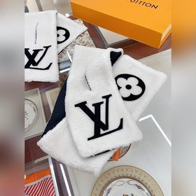 LV Shearling шарф Teddy – незаменимый аксессуар для осеннего и зи