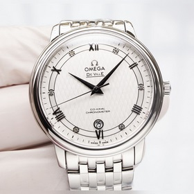 Серия Omega Seamaster - часы для пар. Подлинный дизайн, надписи н