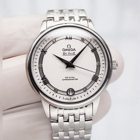 Серия Omega Seamaster - часы для пар. Подлинный дизайн, надписи н