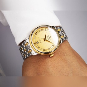 Серия Omega Seamaster - часы для пар. Подлинный дизайн, надписи н