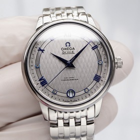 Серия Omega Seamaster - часы для пар. Подлинный дизайн, надписи н