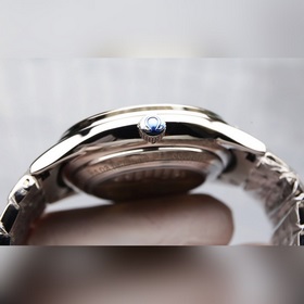 Водонепроницаемость 5 Атм, можно плавать. Серия Omega – «Солнце, 