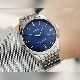 Серия Omega Seamaster. Оригинальный рельефный узор, синхронизация