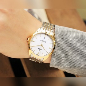 Серия Omega Seamaster. Оригинальный рельефный узор, синхронизация