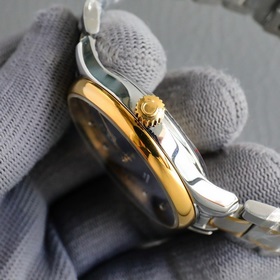 Бренд Omega (новая модель с тремя стрелками, деловой и повседневн