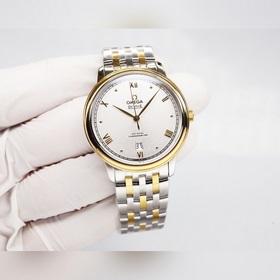 Серия Omega Seamaster - часы для пар. Подлинный дизайн, надписи н