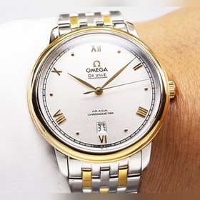 Серия Omega Seamaster - часы для пар. Подлинный дизайн, надписи н