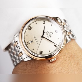 Серия Omega Seamaster - часы для пар. Подлинный дизайн, надписи н