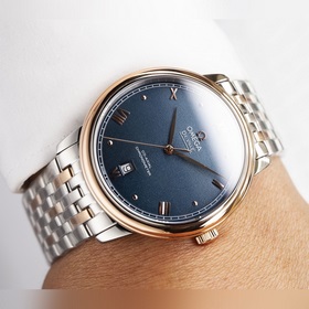 Серия Omega Seamaster - часы для пар. Подлинный дизайн, надписи н