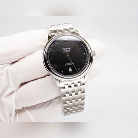 Серия Omega Seamaster - часы для пар. Подлинный дизайн, надписи н