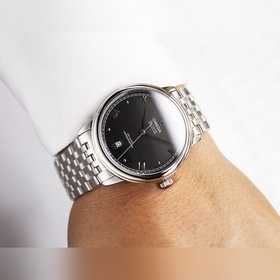Серия Omega Seamaster - часы для пар. Подлинный дизайн, надписи н