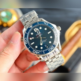 Новейшая версия Omega Seamaster 300M Co-Axial Master Chronometer 