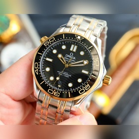 Новейшая версия Omega Seamaster 300M Co-Axial Master Chronometer 