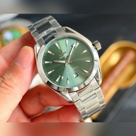 Новейший механизм V12 8500 с коаксиальным ротором, три функции в 