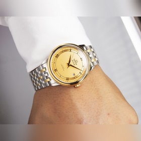 Серия Omega Seamaster - часы для пар. Подлинный дизайн, надписи н