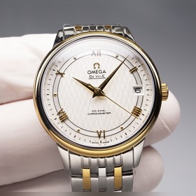 Серия Omega Seamaster - часы для пар. Подлинный дизайн, надписи н