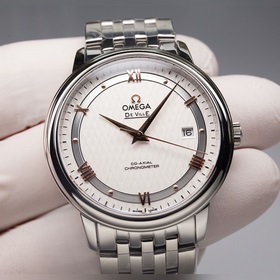 Серия Omega Seamaster - часы для пар. Подлинный дизайн, надписи н
