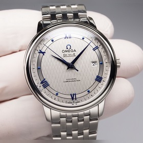 Серия Omega Seamaster - часы для пар. Подлинный дизайн, надписи н
