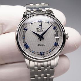 Серия Omega Seamaster - часы для пар. Подлинный дизайн, надписи н