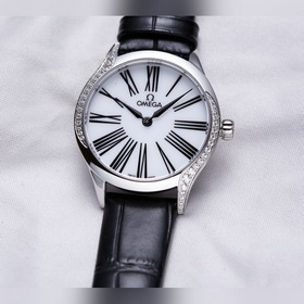 OMEGA Butterfly Fly Импортный кварцевый механизм — точность хода