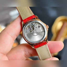 Золотой белый Бренд Omega Модель Новая женская механическая часы 