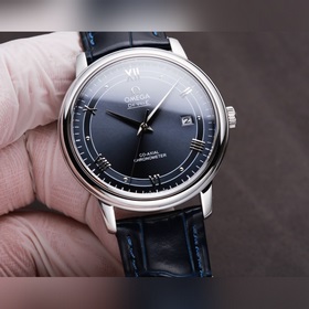Серия Omega Seamaster - часы для пар. Подлинный дизайн, надписи н