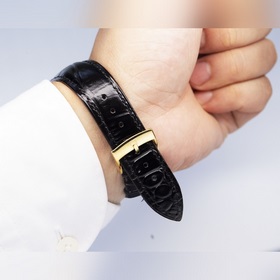 Бренд Omega Тип： Элитные часы для мужчин Материал： корпус из нерж