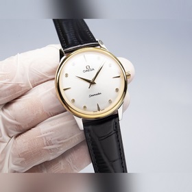 Бренд Omega Тип： Элитные часы для мужчин Материал： корпус из нерж