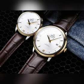 Серия Omega Seamaster - часы для пар. Подлинный дизайн, надписи н