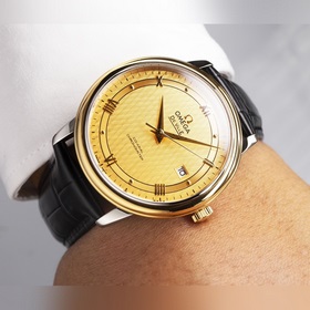 Серия Omega Seamaster - часы для пар. Подлинный дизайн, надписи н