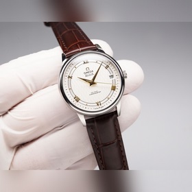 Серия Omega Seamaster - часы для пар. Подлинный дизайн, надписи н