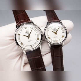 Серия Omega Seamaster - часы для пар. Подлинный дизайн, надписи н