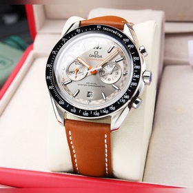 Новые часы Omega Speedmaster Racing. Часы имеют 42-миллиметровый 