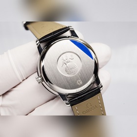 Серия Omega Seamaster - часы для пар. Подлинный дизайн, надписи н