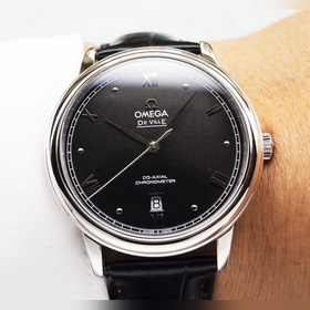 Серия Omega Seamaster - часы для пар. Подлинный дизайн, надписи н