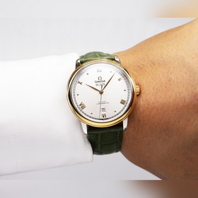 Серия Omega Seamaster - часы для пар. Подлинный дизайн, надписи н