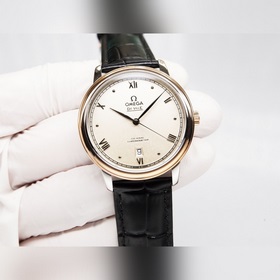 Серия Omega Seamaster - часы для пар. Подлинный дизайн, надписи н
