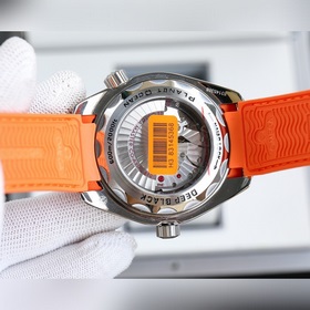 Поступление часов Seamaster 600M Официально рекомендованный часов