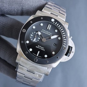 Новейшая версия V7 Panerai SUBMERSIBLE BMG-TECH — 47-миллиметровы