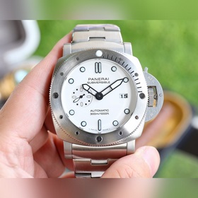 Новейшая версия V7. Panerai SUBMERSIBLE BMG-TECH — 47-миллиметров