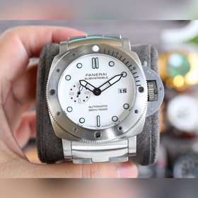 Новейшая версия V7. Panerai SUBMERSIBLE BMG-TECH — 47-миллиметров