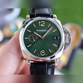 Точно такая же модель, как у Ди Ли Жэба Бренд： Panerai Серия： LU