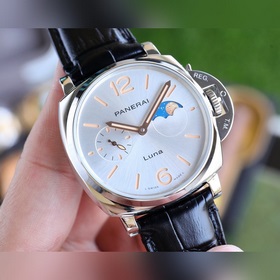 Точно такая же модель, как у Ди Ли Жэба Бренд： Panerai Серия： LU