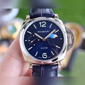 Точно такая же модель, как у Ди Ли Жэба Бренд： Panerai Серия： LU
